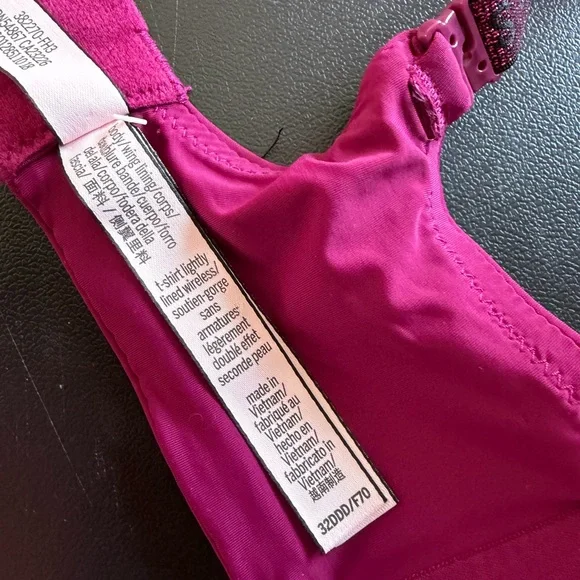 Victoria's Secret 32DDD/F70 T-Shirt Lightly Lined Wireless Shine Strap Bra - Picture 5 of 6